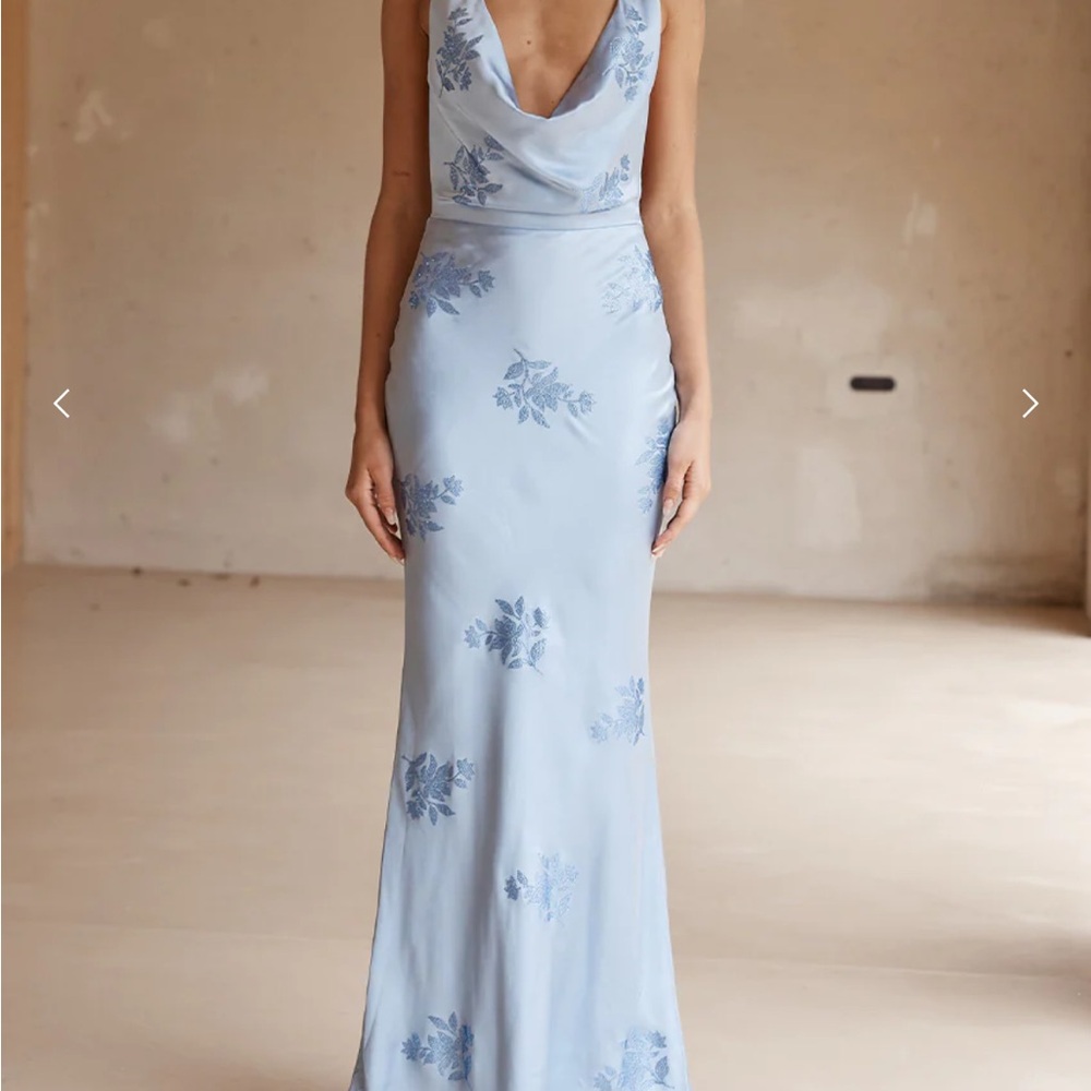 Chic Light Blue Floral Maxi Dress
